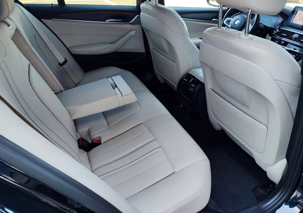 BMW Seria 5 cena 184900 przebieg: 113565, rok produkcji 2020 z Ciechocinek małe 596